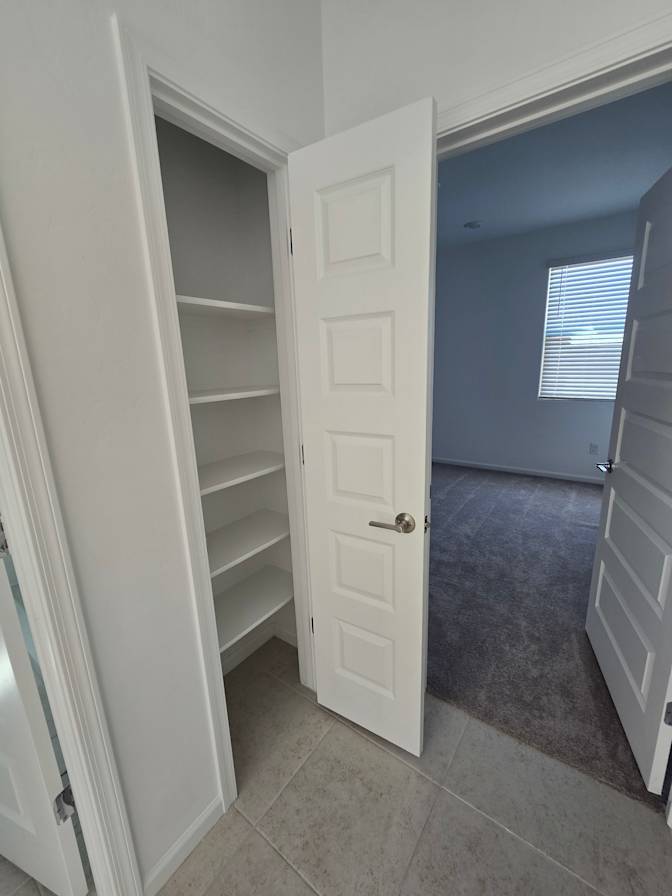 VANESSA's room