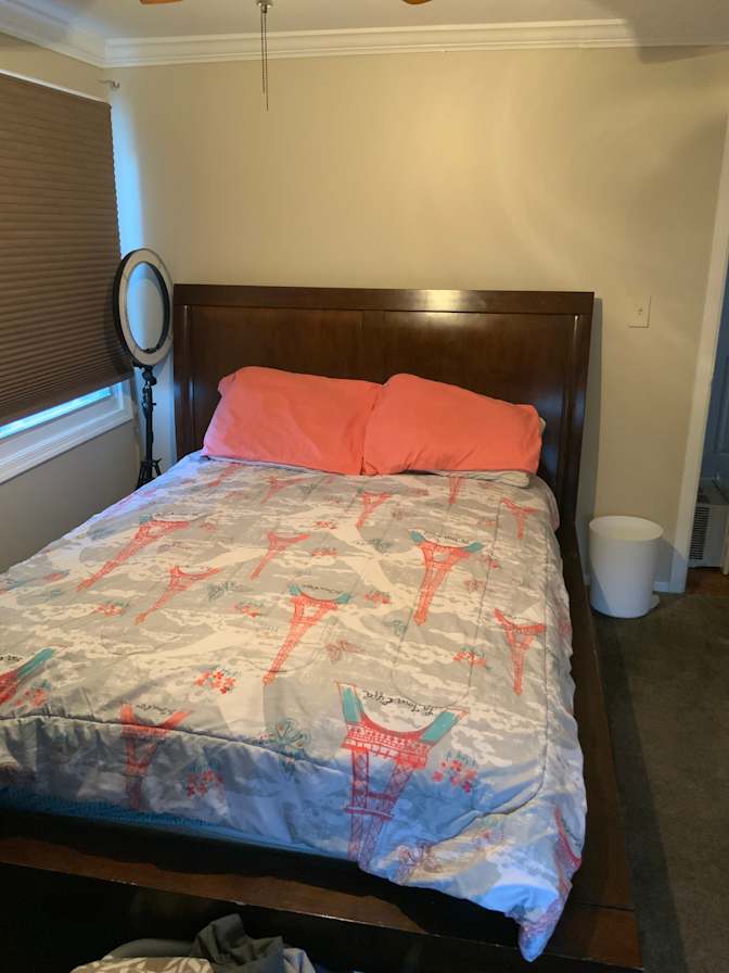 Darren's room