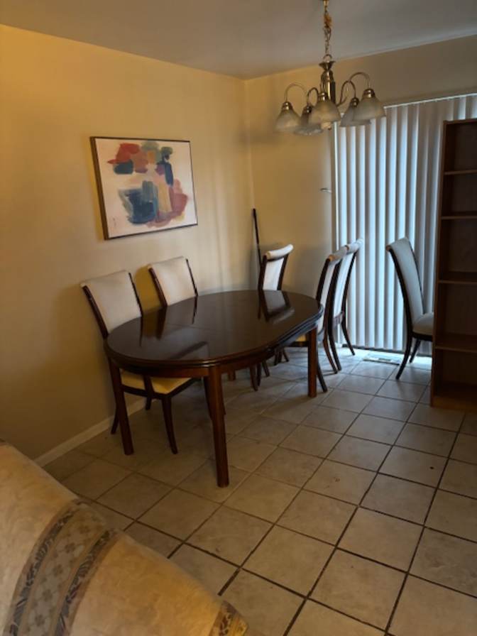Alcove Rooms's room