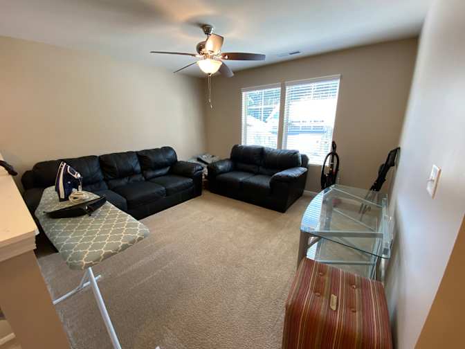 Alcove Rooms's room