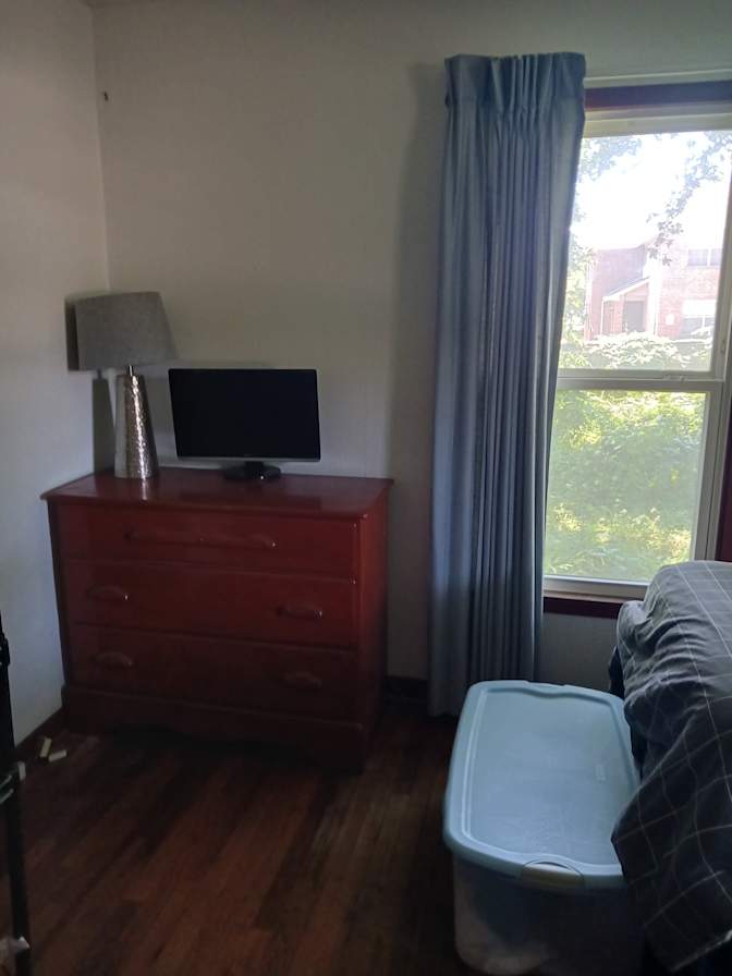 Carolyn's room