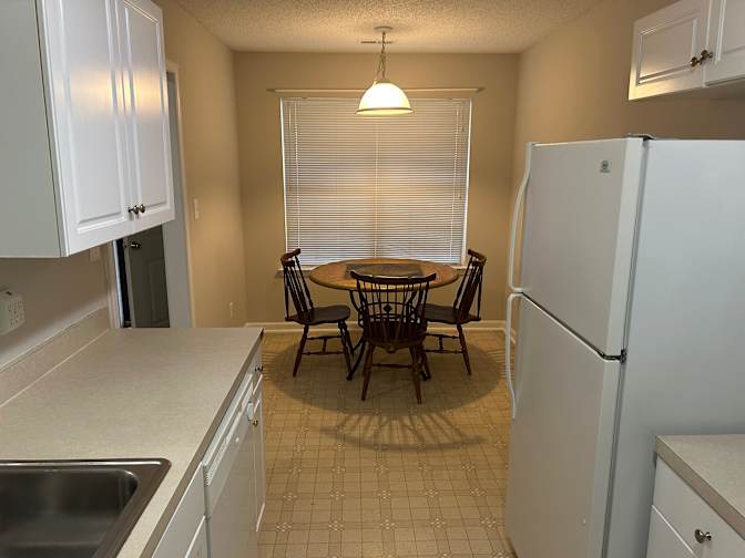 Alcove Rooms's room