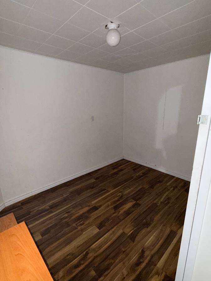 Serena's room
