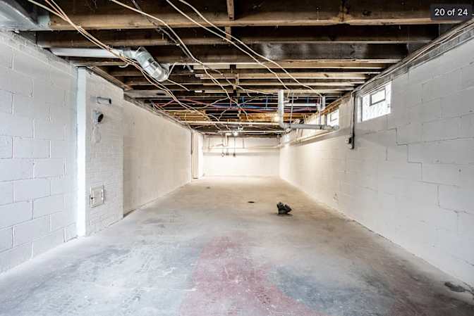 Andrew Wyman's room