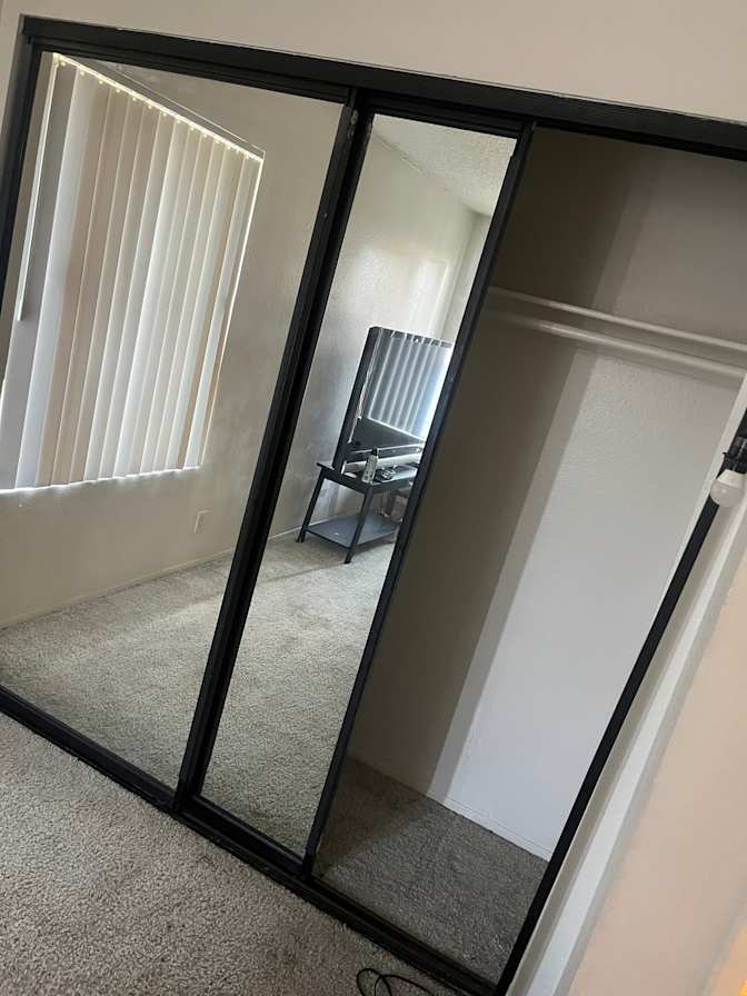 Sabine Awoudja's room