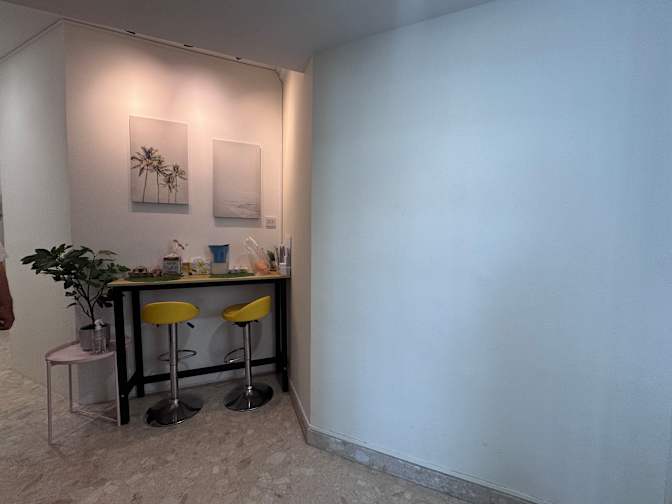 Laura Chan's room