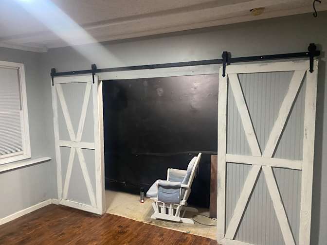 brad's room
