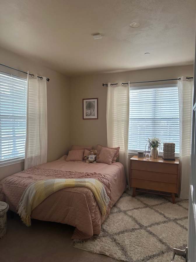 Gina's room