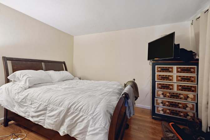 Beth's room