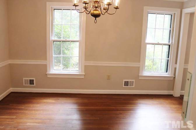 Alcove Rooms's room