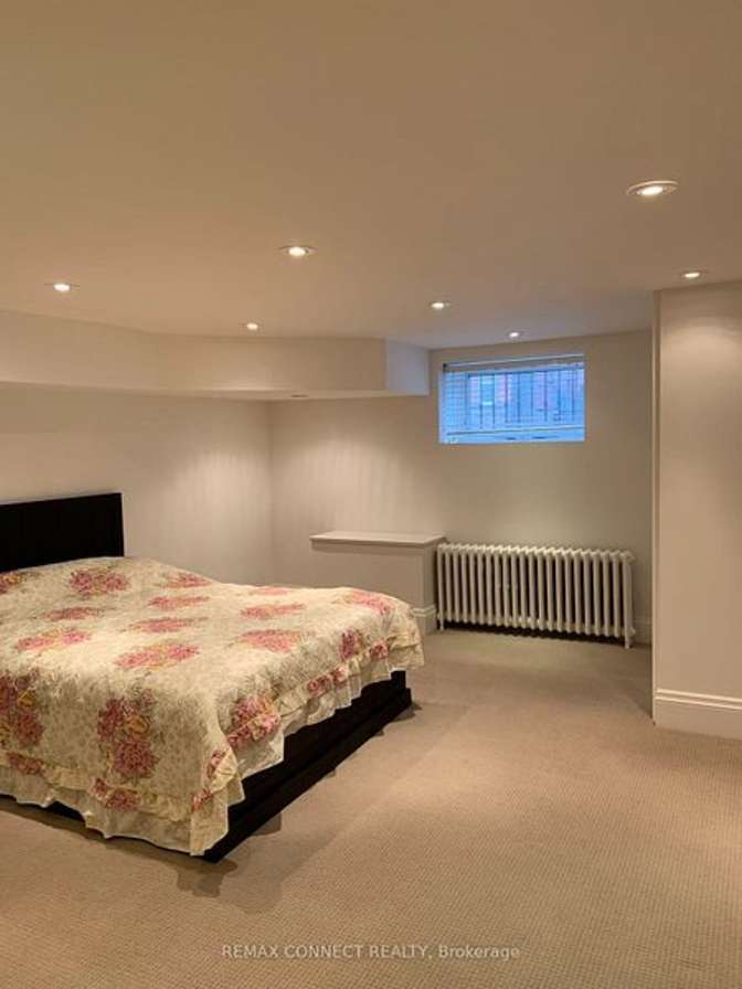 Lisa's room