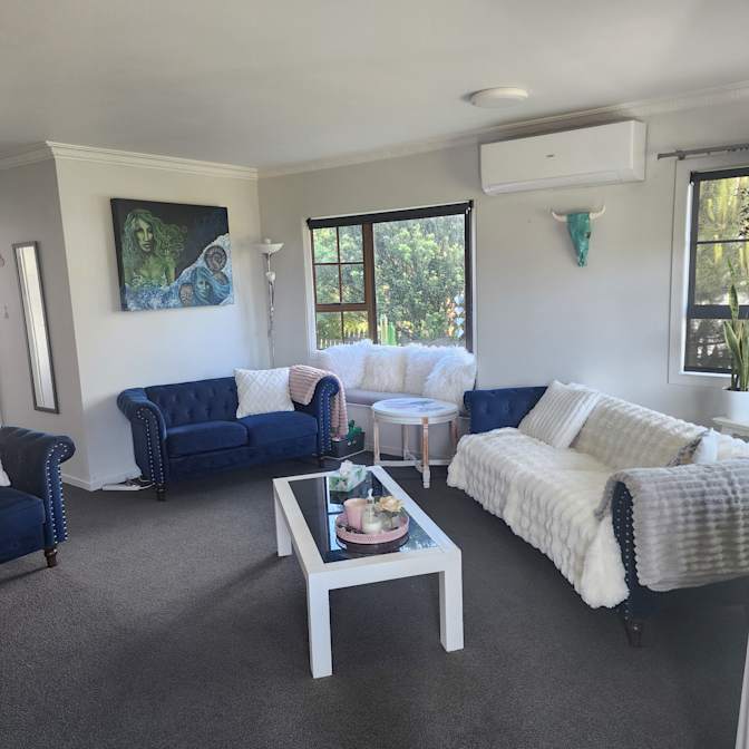 Kerry-anne's room