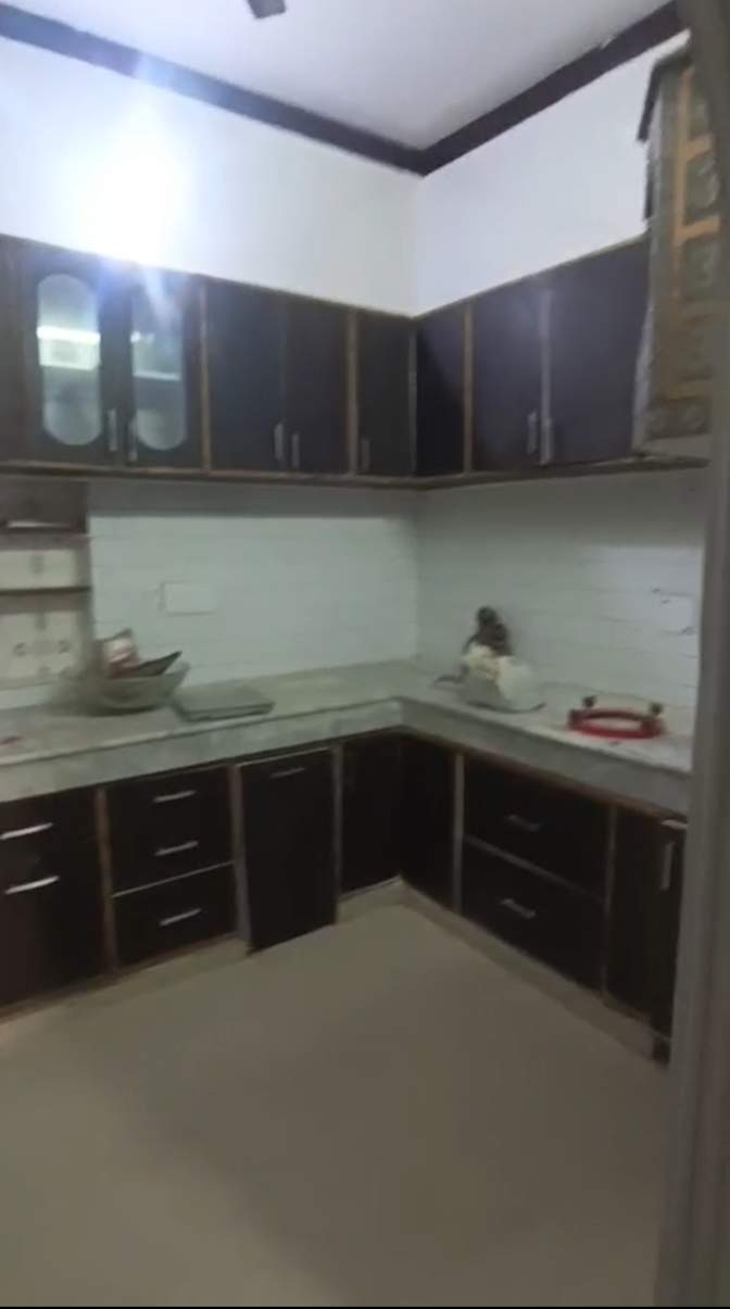 Sapar Chahal's room