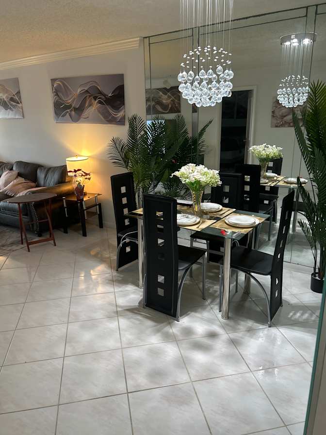 Avraham gour's room