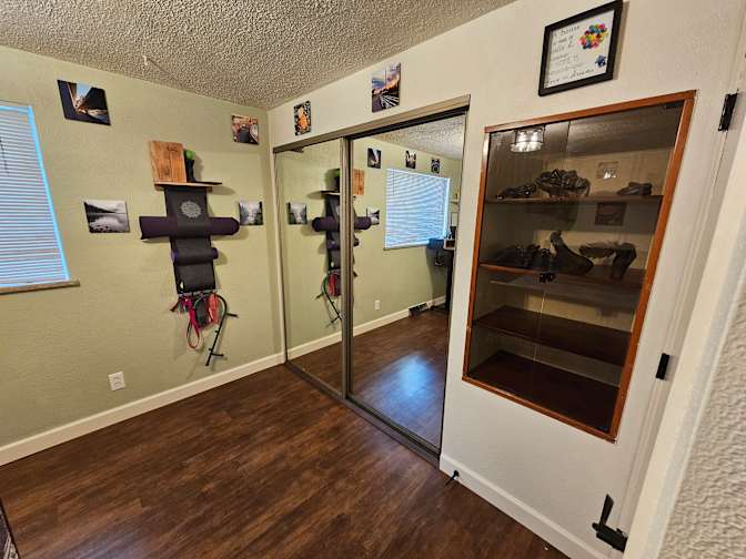 Mandi's room