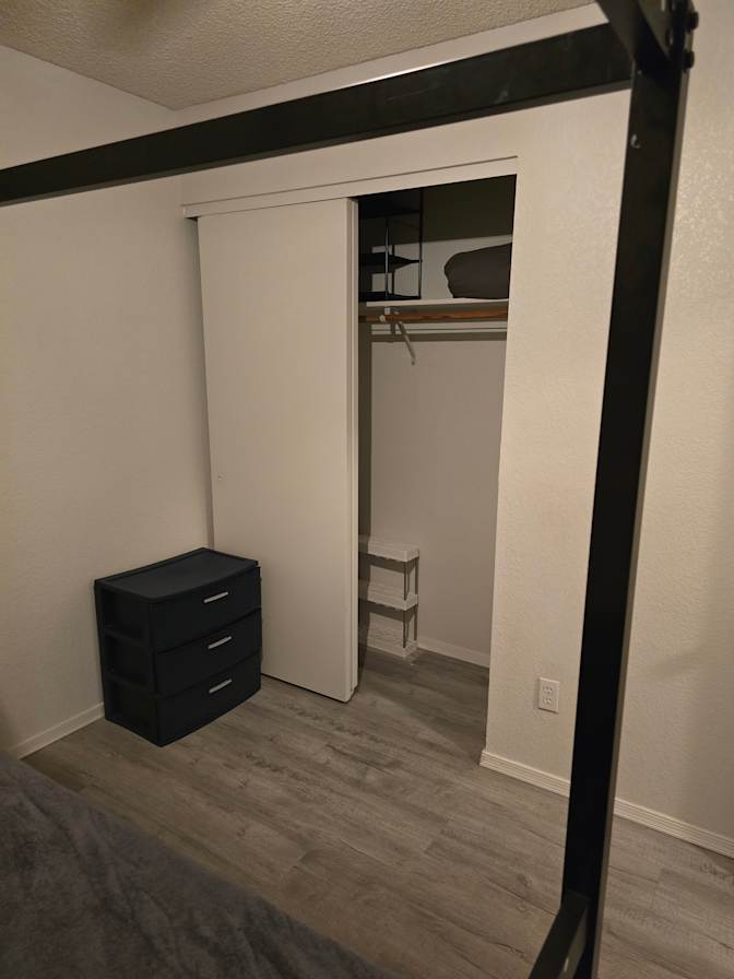 Luyi's room
