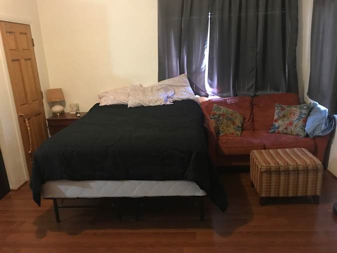 Tom's room