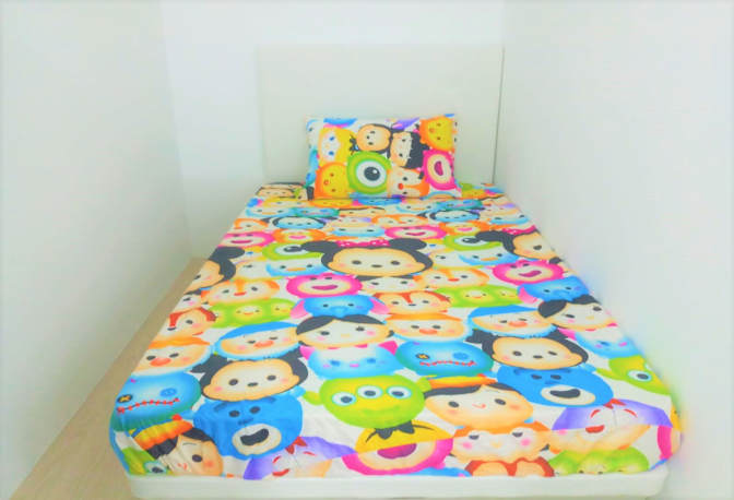 Roomy's room