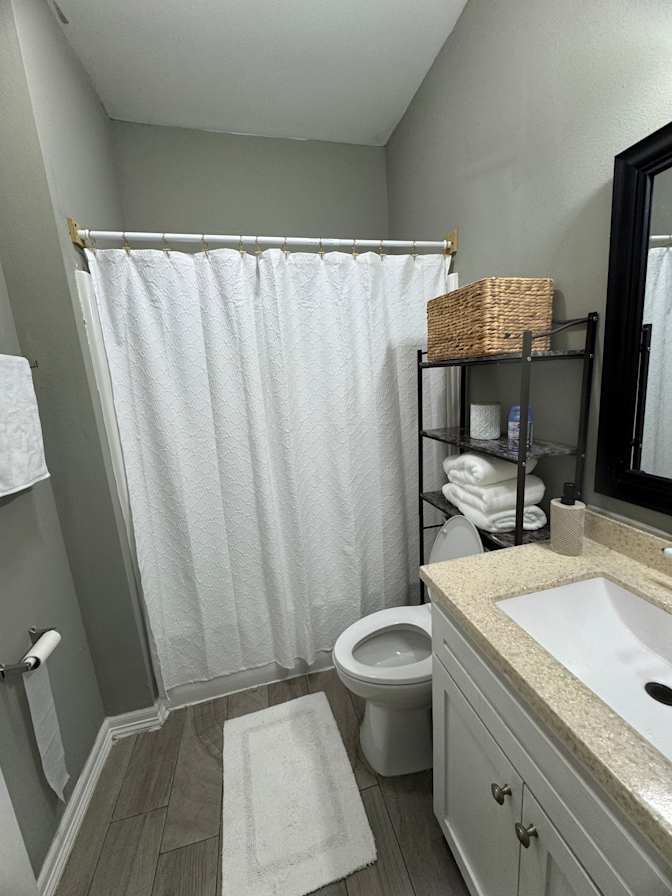 Linda's room