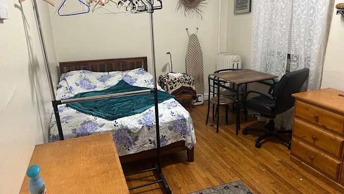 Lev Shneider's room