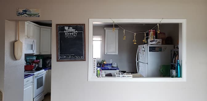 Ren's room