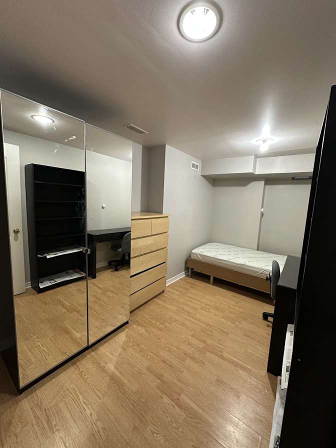 Gloria's room