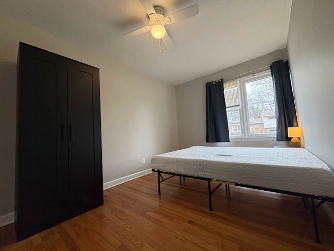 Dynamic Edge Property Solutions's room