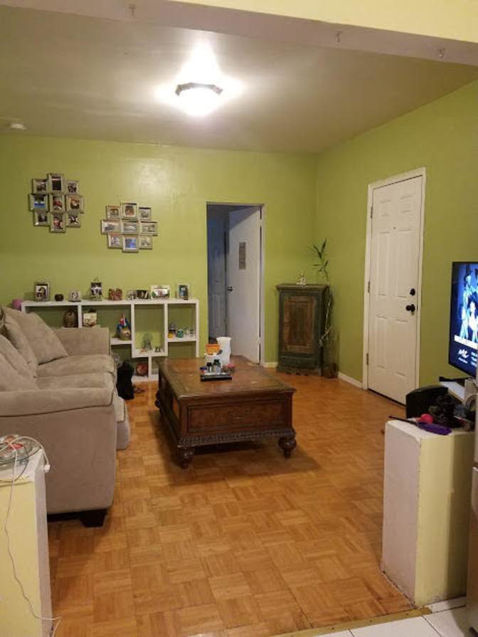Aida's room