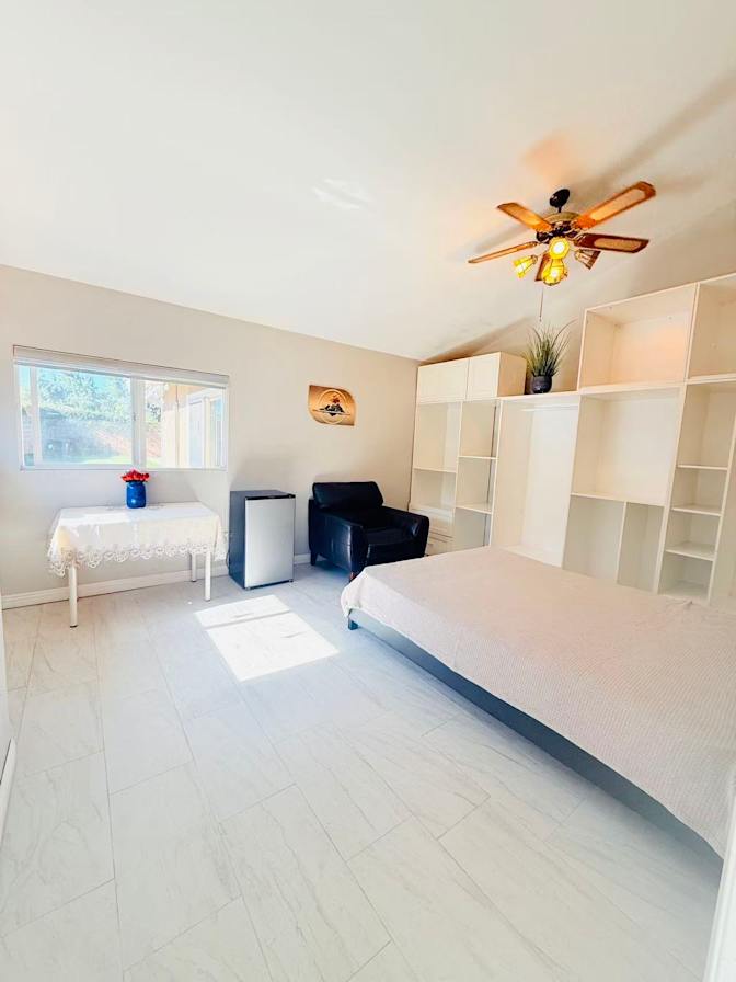 Andy Chen's room