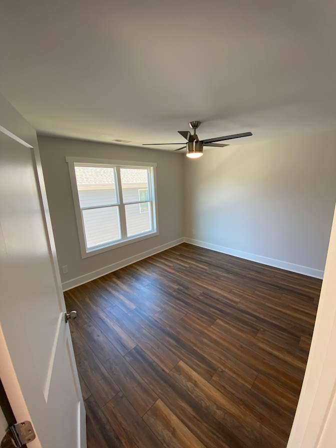 Alcove Rooms's room