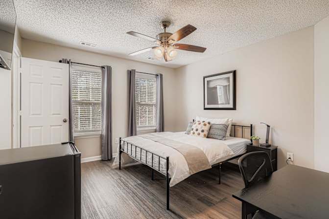 PadSplit's room