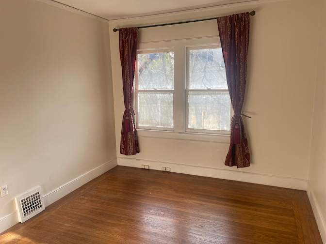 Lisa's room