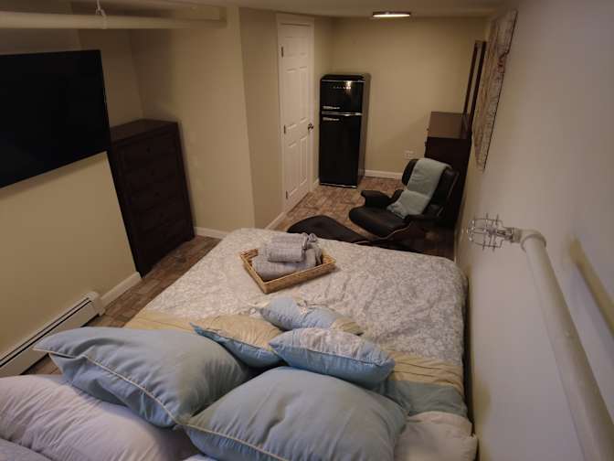 Thida's room