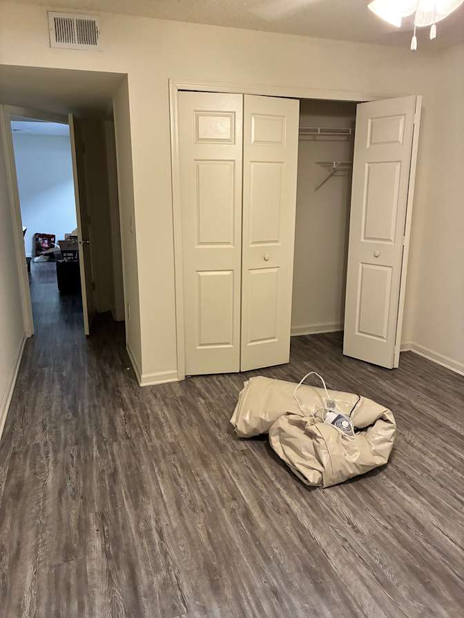 Trista Montenegro's room