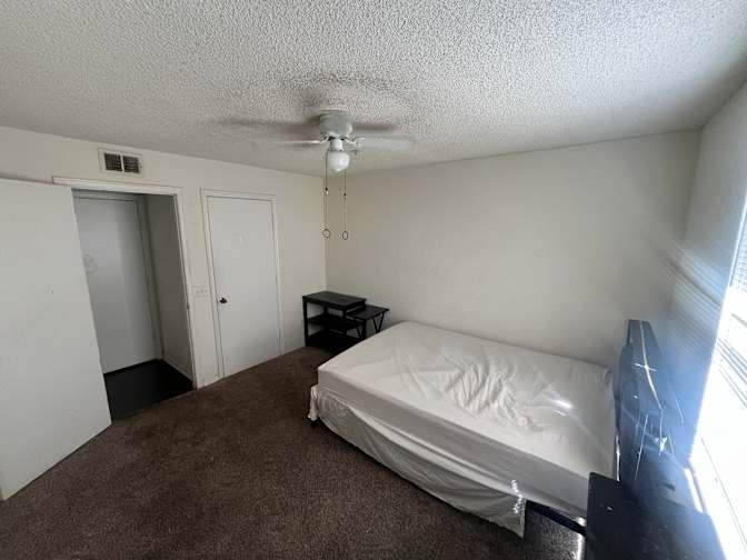 Qui's room