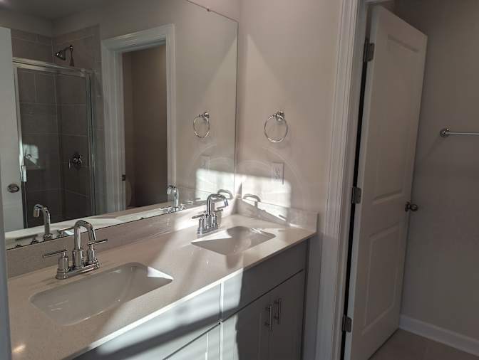 Alcove Rooms's room