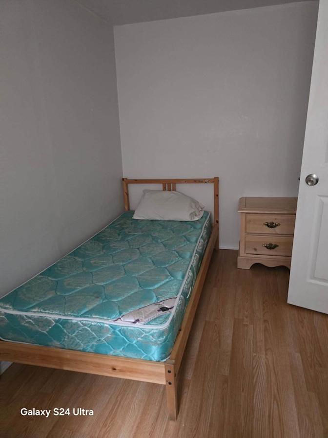 Antonio's room