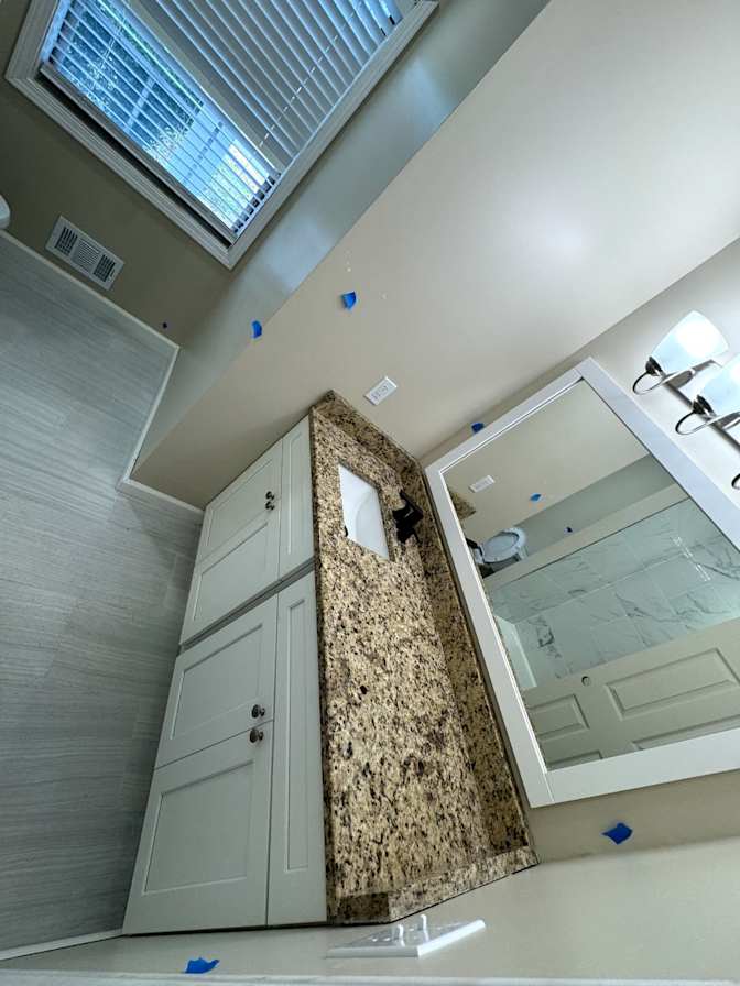 Alcove Rooms's room