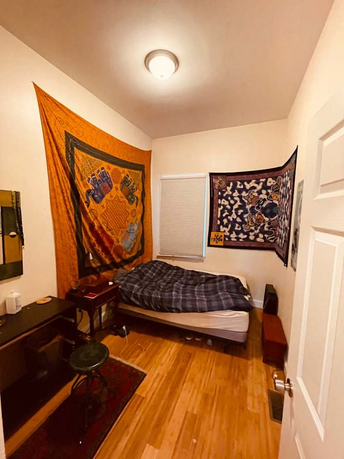 Sayuja Kute's room