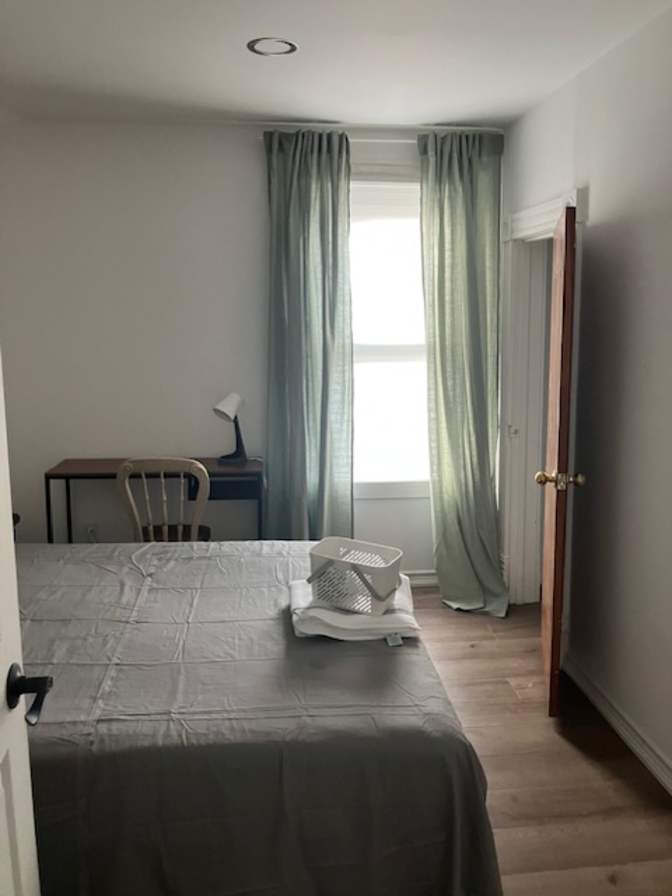 Andrea's room