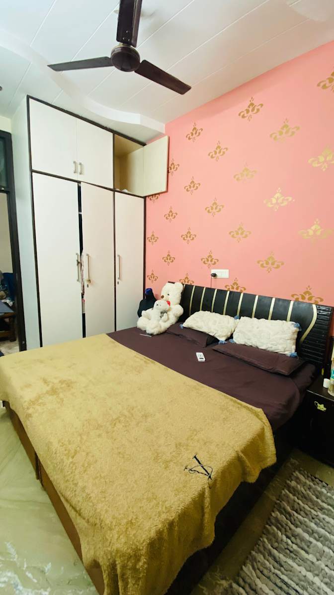 Isha's room