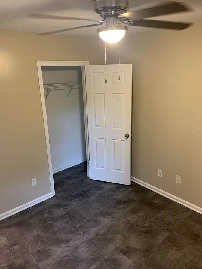 Alcove Rooms's room