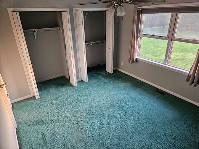 Debra L Kudrycki's room