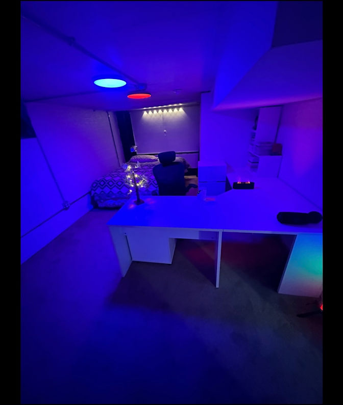 Silas's room