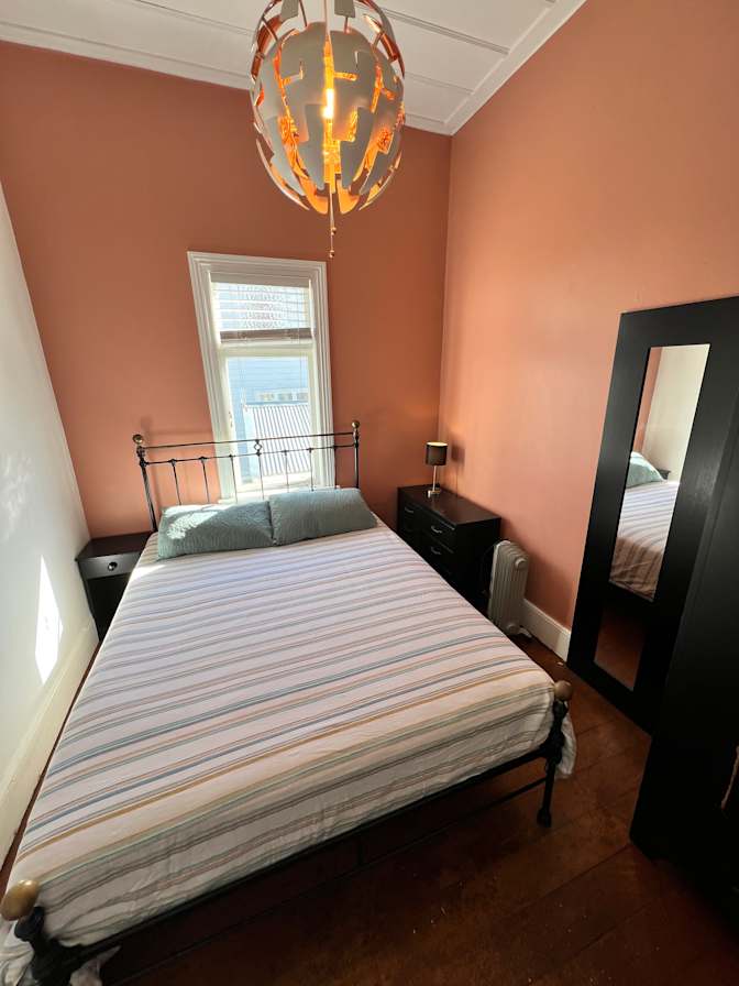 Remle Vose's room