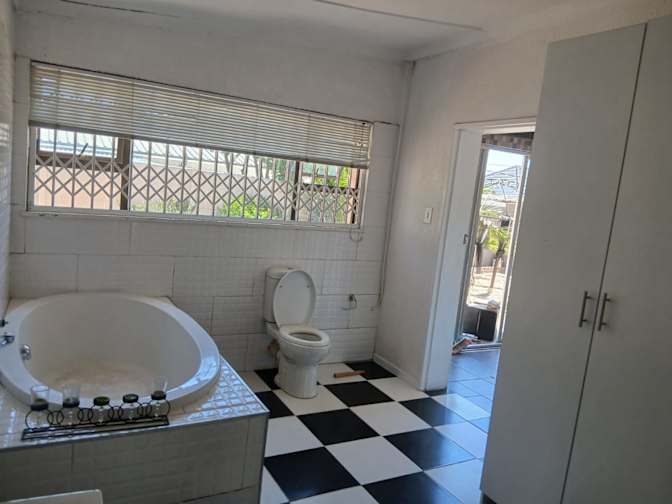 Miliswa Mjuleni's room