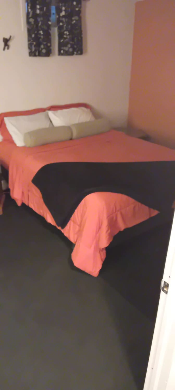 Sweet Lou's room