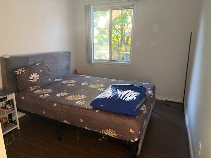 Navpreet Gill's room