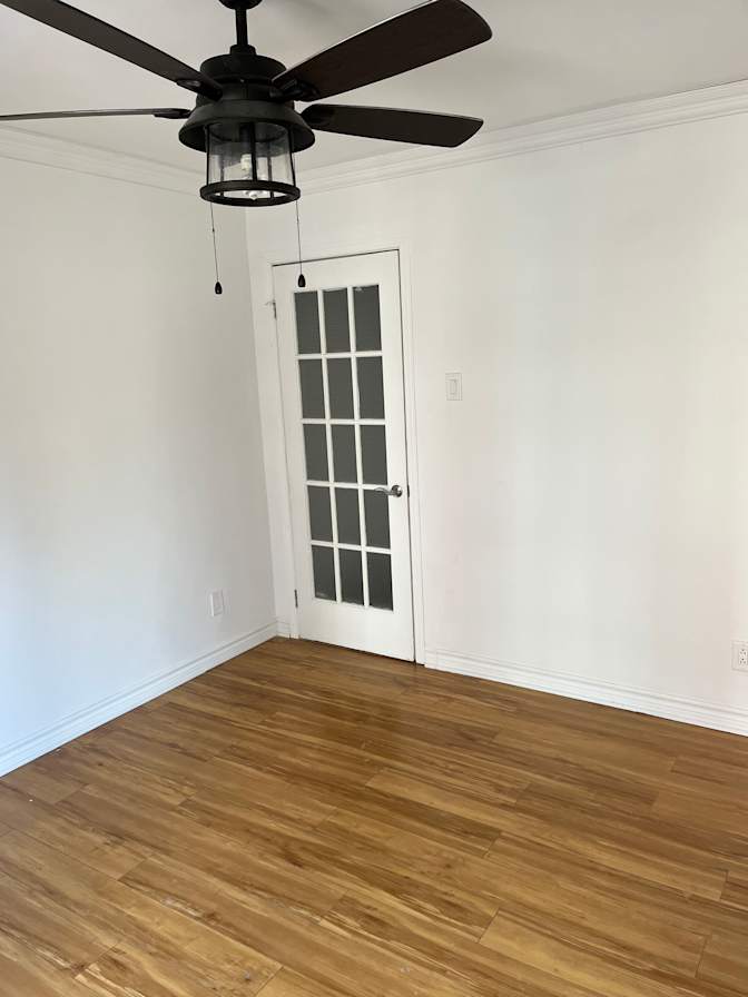 Lisa's room