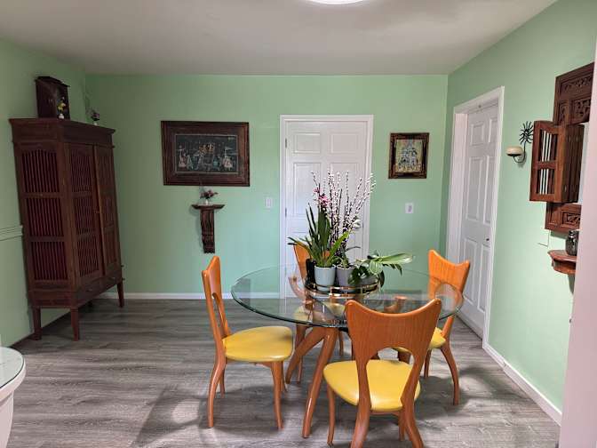 Marie C's room